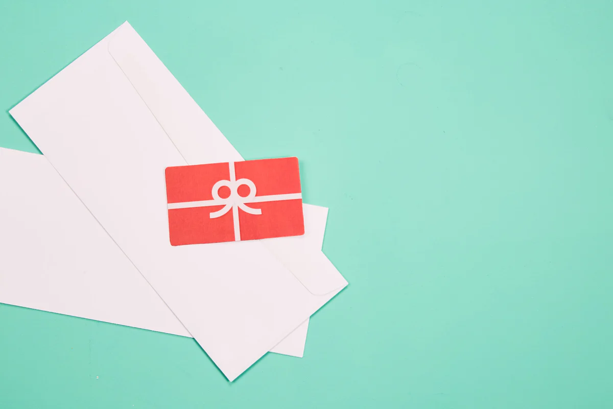 How to schedule a digital gift card delivery for perfect timing?